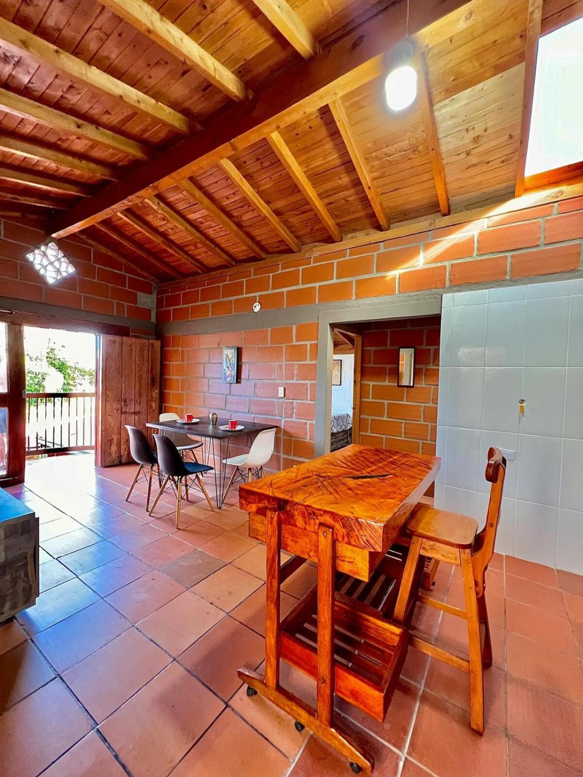 Next To The Airport - Cute Home Rionegro Exteriör bild